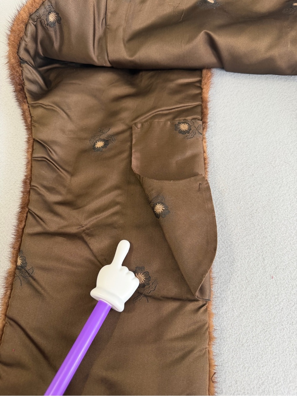 Vintage Genuine Mink Fur Stole, Cape Style 1950s-60s Classic Lining - Picture 7 of 10